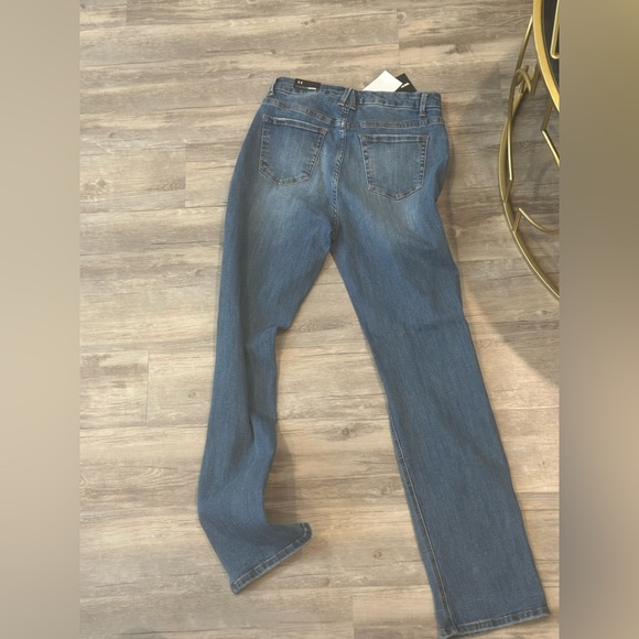 Fashion Nova Killin ‘Em Kindly High Rise Jeans - Medium Wash - Picture 2 of 4